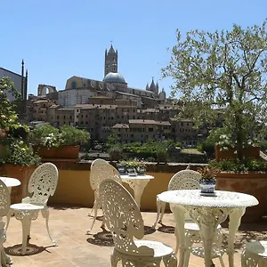 3* Couette-café Residenza D'epoca Campo Regio Relais