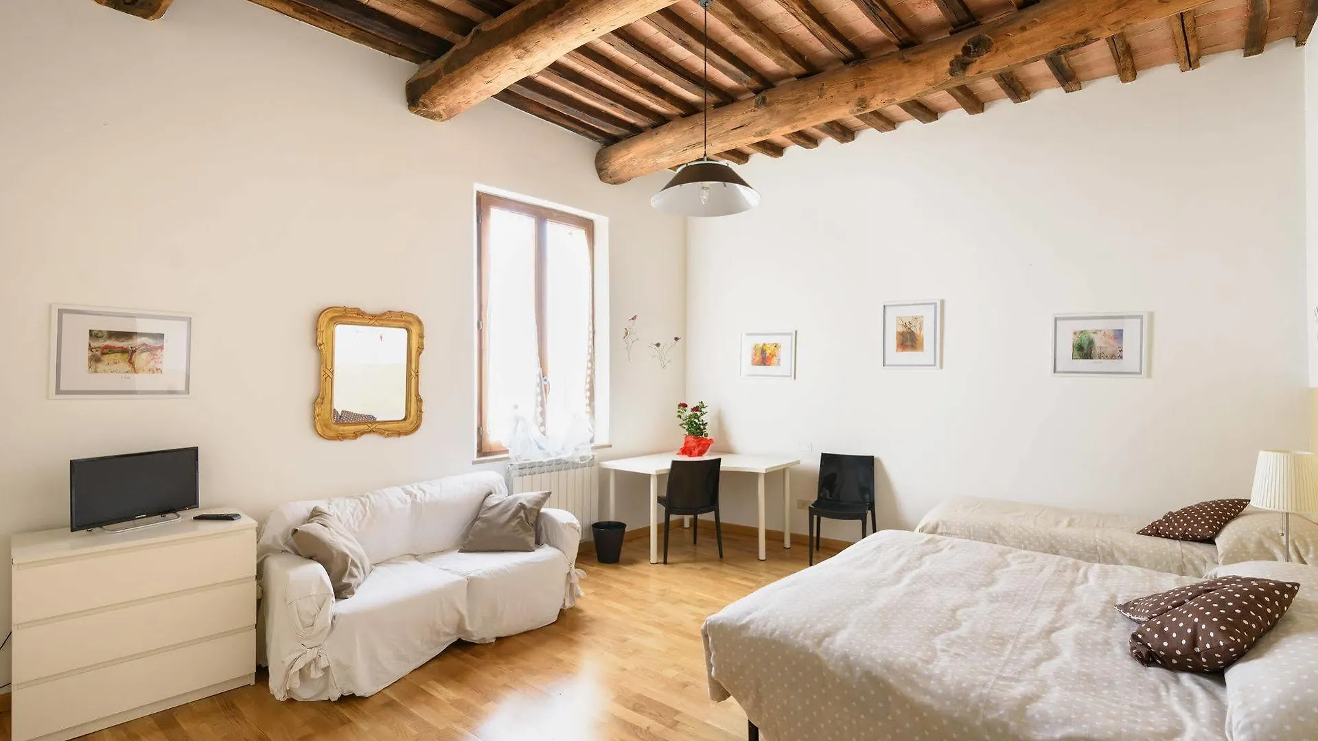 Casa di Osio - Porta Romana Siena Bed & Breakfast